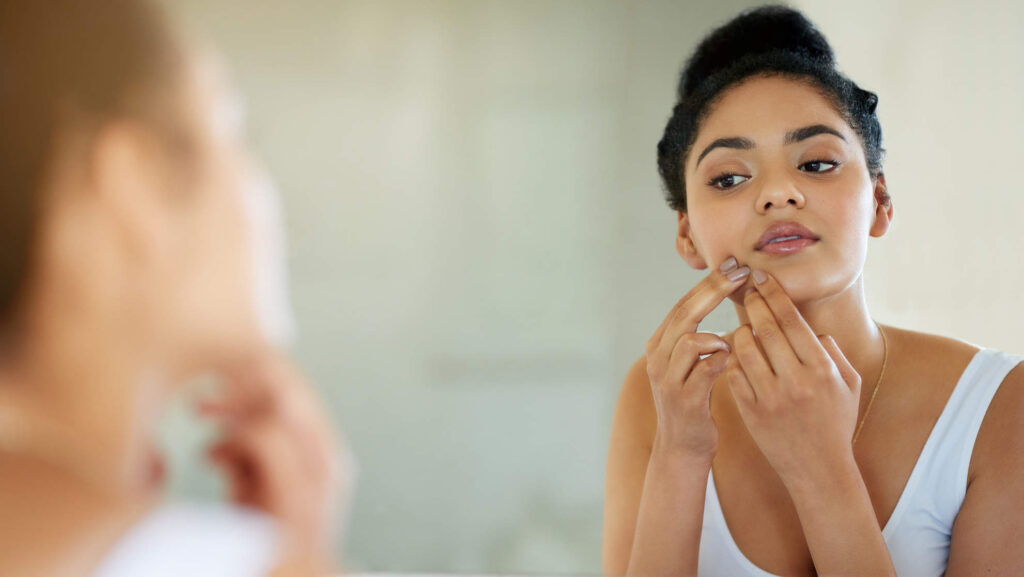 How Can You Treat Your Skin by Acne and Skin Tightening Treatments?